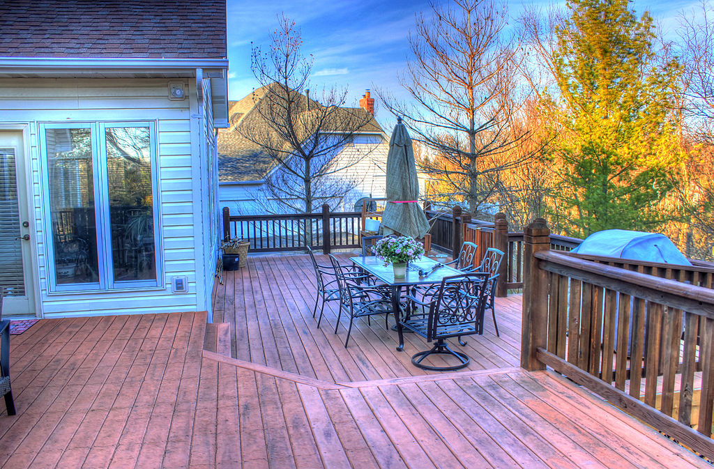 How To Winterize Your Outdoor Deck